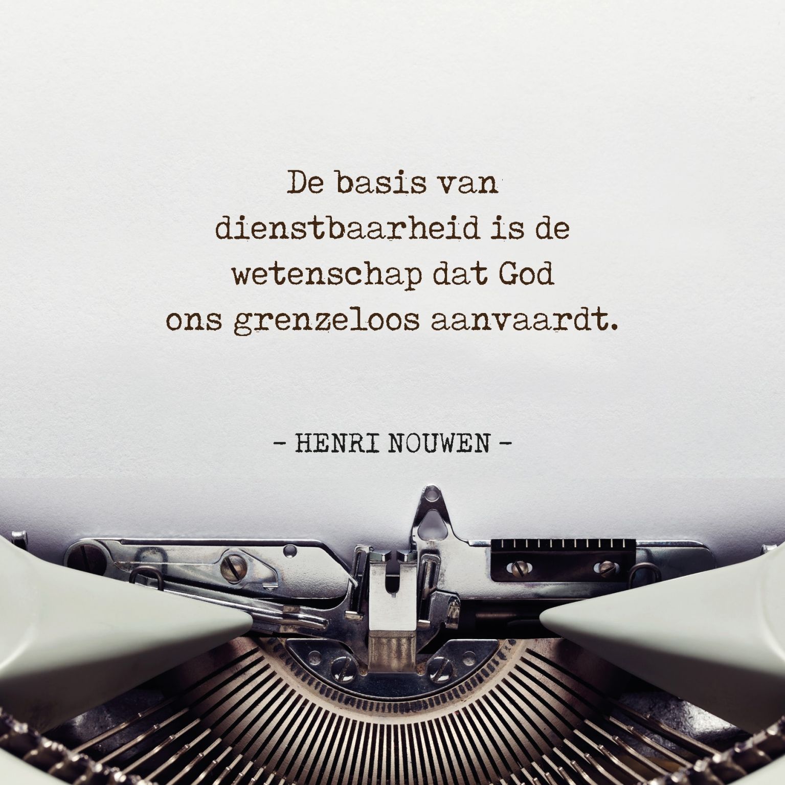 Bureauklapper 'Henri Nouwen' - 9789493206175 -  Bureauklapper bij MajesticAlly