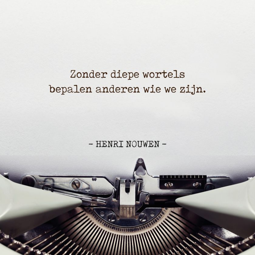 Bureauklapper 'Henri Nouwen' - 9789493206175 -  Bureauklapper bij MajesticAlly