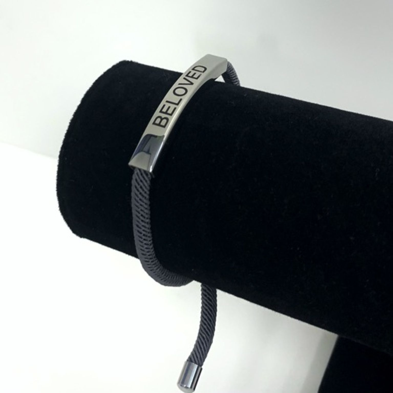MA47608 - Touwarmband Beloved grijs