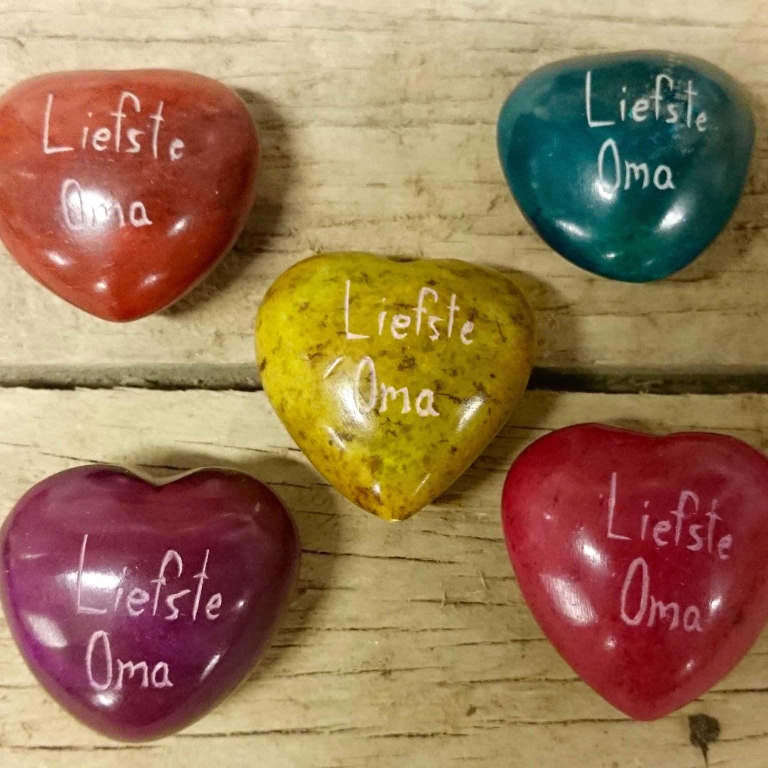 Liefste oma lichtblauw hart steen - 5500359531 -  Fairtrade bij MajesticAlly