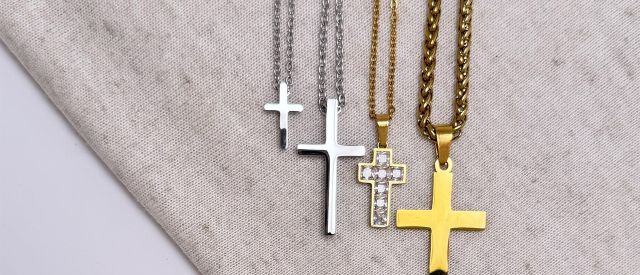 CAT07 sieraden met kruisje LR f2877efa