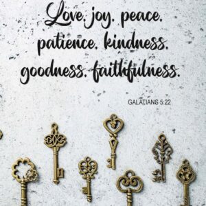 Kaart 'Love, joy, peace, patience, kindness, goodness, faithfulness'