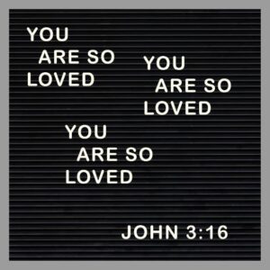 Kaart 'You are so loved' - MA32026 -  Words&Letters bij MajesticAlly