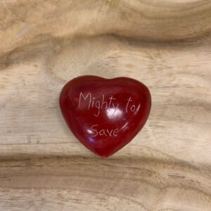 Mighty to Save rood hart blackstone - 5500359455 -  Fairtrade bij MajesticAlly